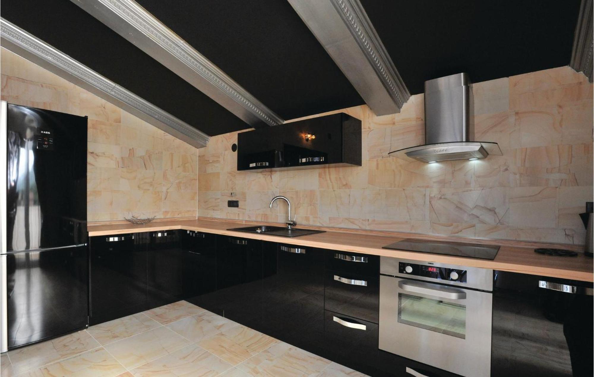 Amazing Home In Kastel Stari With House Sea View Kaštela Zewnętrze zdjęcie